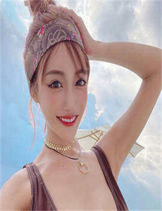 美女大战精子1