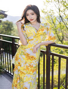 草莓直播在线观看免费播放高清